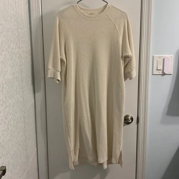 Uniqlo girls waffle dress